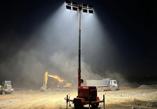 NR-18 e Iluminação em Canteiro de Obras: O Que a Norma Exige e Como Se Adequar